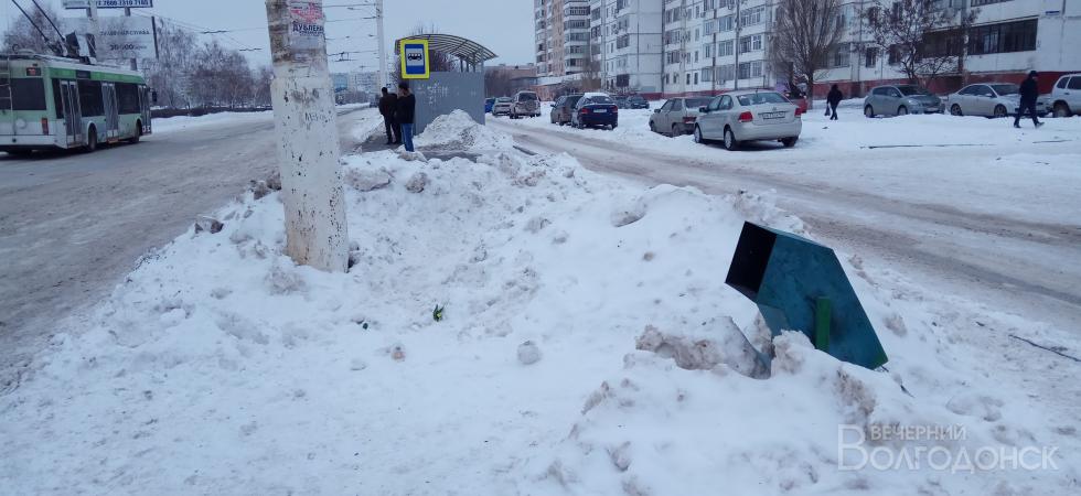 Обильный снегопад не спровоцировал ЧП в Волгодонске