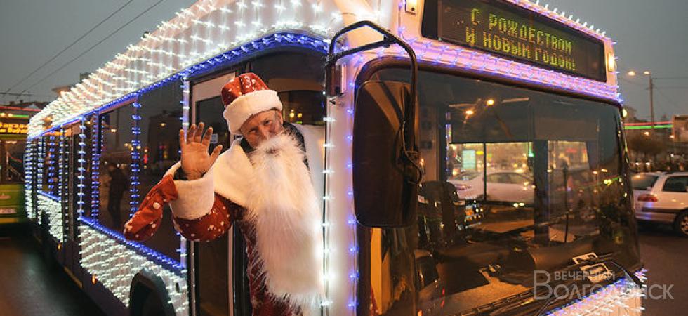 В новогоднюю ночь горожане смогут бесплатно проехать на троллейбусе