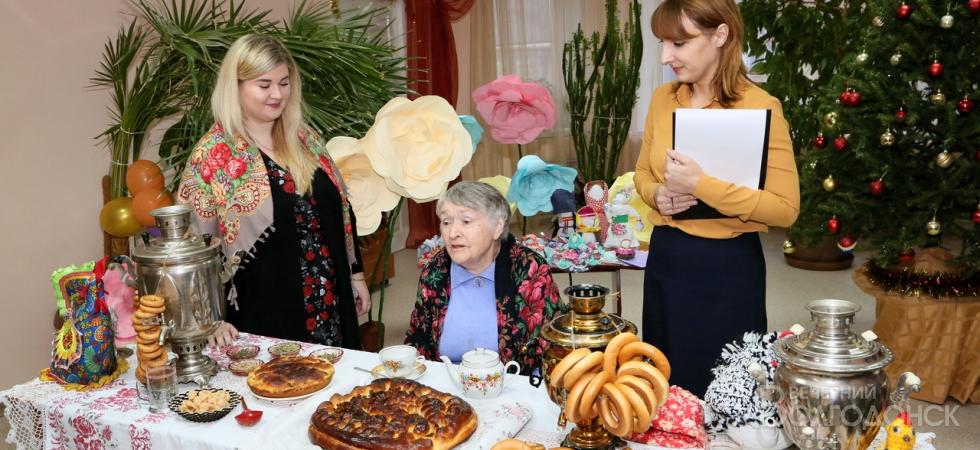 Минтруда Ростовской области наградило волгодонский ЦСО-1 за новшества в работе с пожилыми