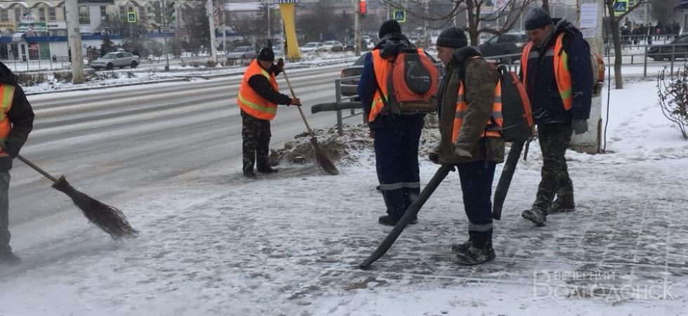«Ноу-хау» по уборке снега от волгодонских коммунальщиков