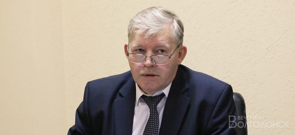Заместитель главы администрации Волгодонска Сергей Макаров отвечает на вопросы