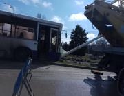 Пассажирский автобус врезался в столб в Волгодонске